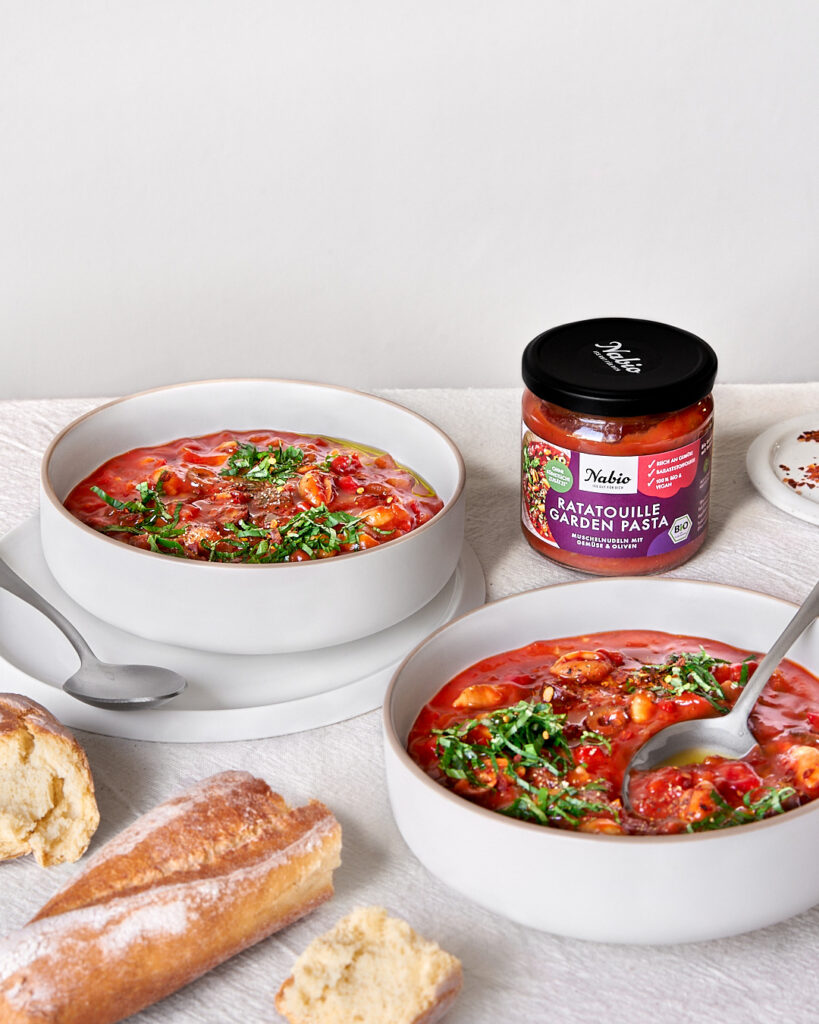 20251105_Nabio_RatatouillePasta_Moods_0037_4x5
