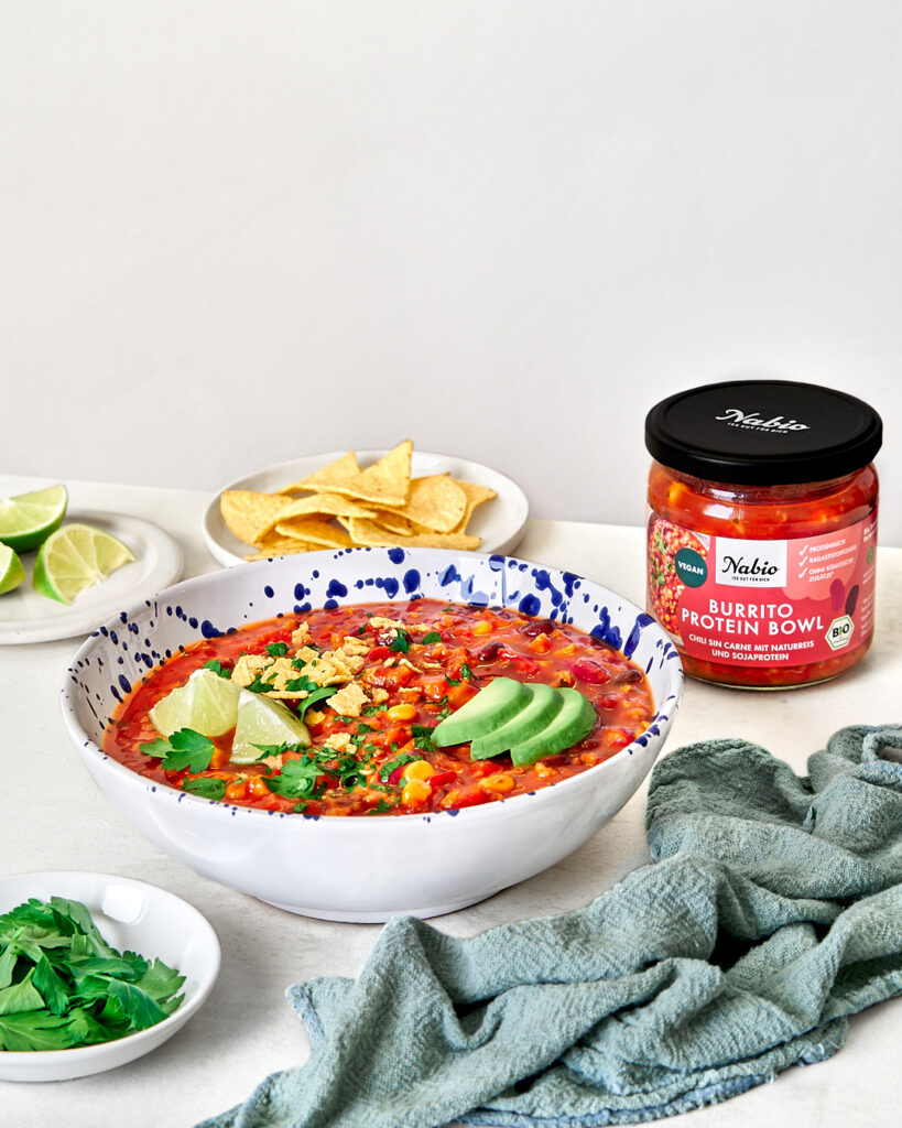 20251205_Nabio_BurritoBowl_Moods_0050_4x5
